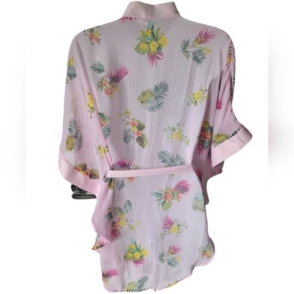 FOREVER 21 Satin short Tropical Print Pink Robe Size Small - Picture 2 of 5